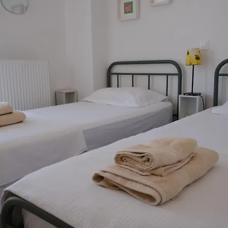 Marina's Maisonette - 140sqm Central Athens