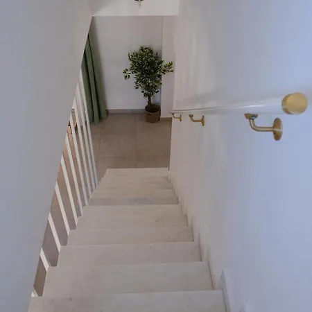 Apartment Marina's Maisonette - 140sqm Central