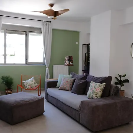 Marina's Maisonette - 140sqm Central Apartment Athens
